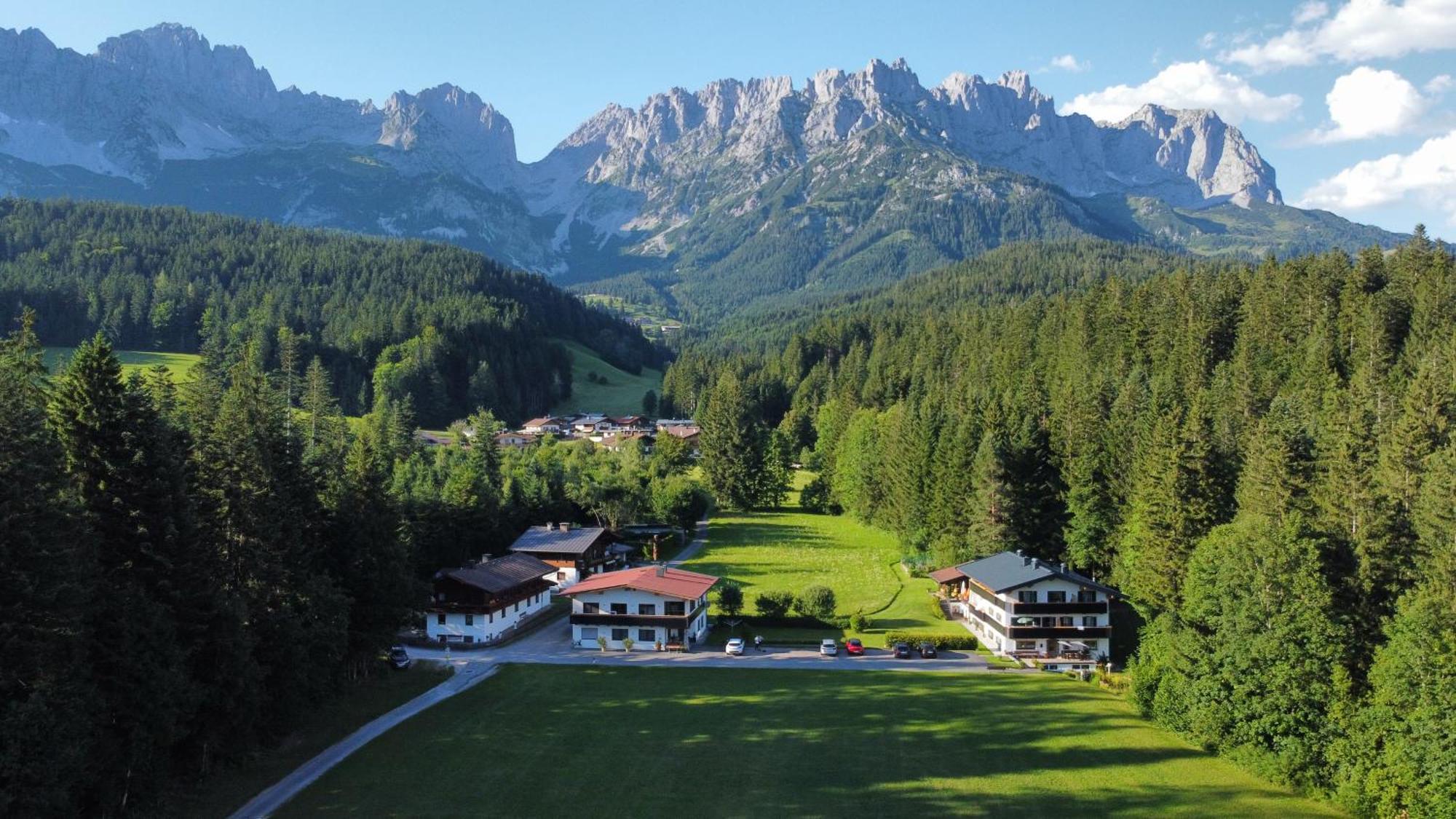 Otto Steiner Appartements Pension Ellmau & Wilder Kaiser エクステリア 写真