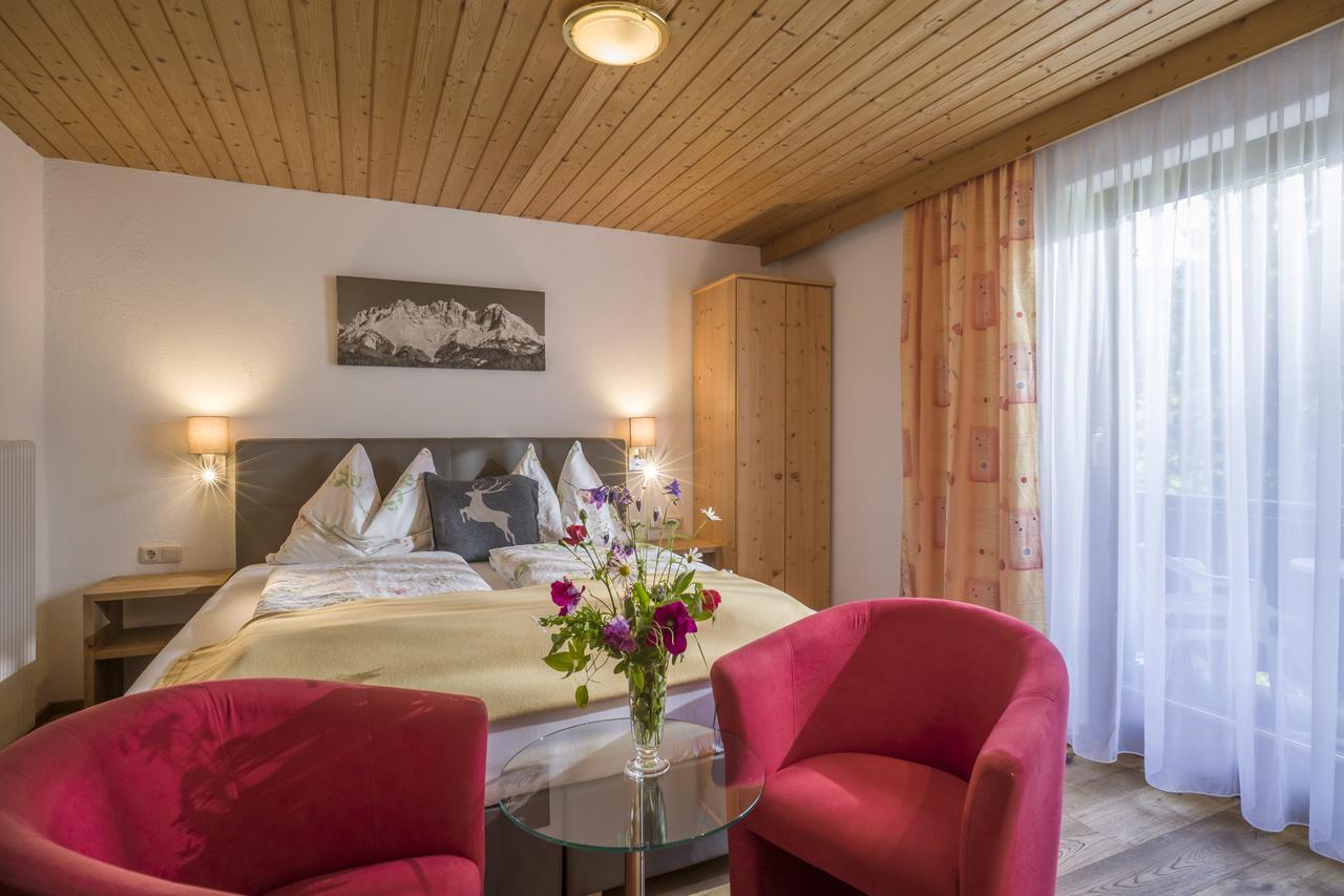 Otto Steiner Appartements Pension Ellmau & Wilder Kaiser エクステリア 写真
