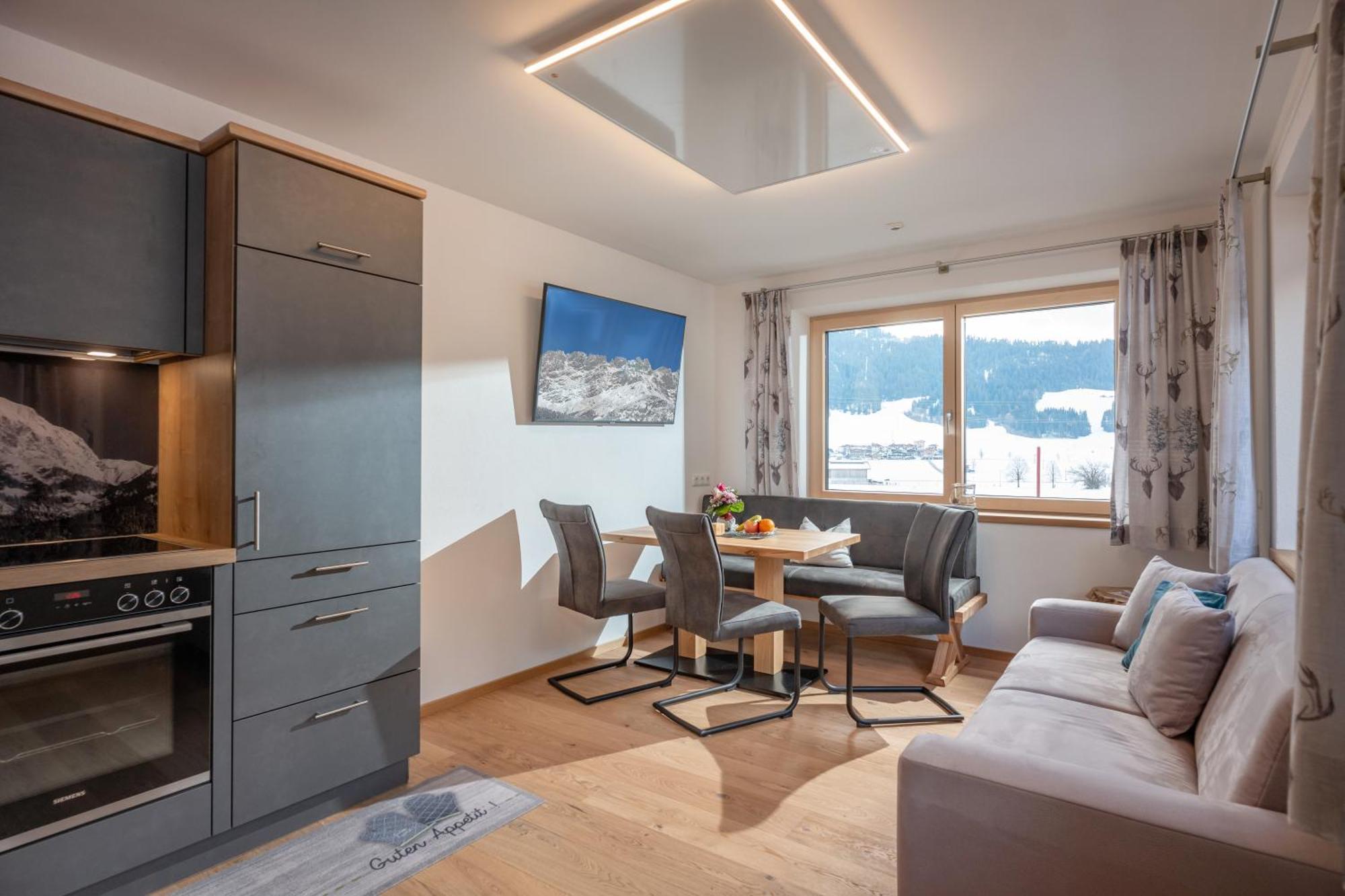 Otto Steiner Appartements Pension Ellmau & Wilder Kaiser エクステリア 写真